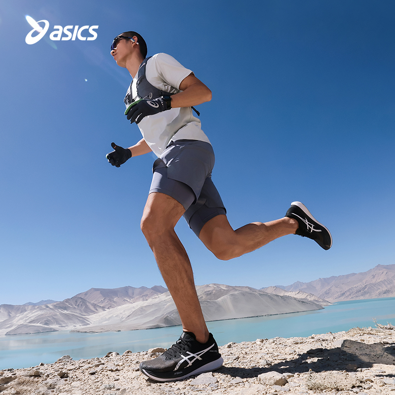 ASICS亚瑟士男鞋MAGIC SPEED 3回弹透气竞速碳板跑鞋1011B703-001 - 图3