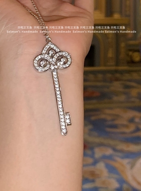 鸢尾花钥匙锁骨链高保色电镀