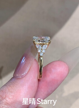 金色复古重工满钻轻奢璀璨女戒