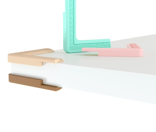 Металлические накладки на углы, стеклянная лента, защита от столкновений