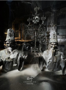 新款工作室暗黑系黑白无常谢必安白无常倒流香烛台铜雕塑限量摆件