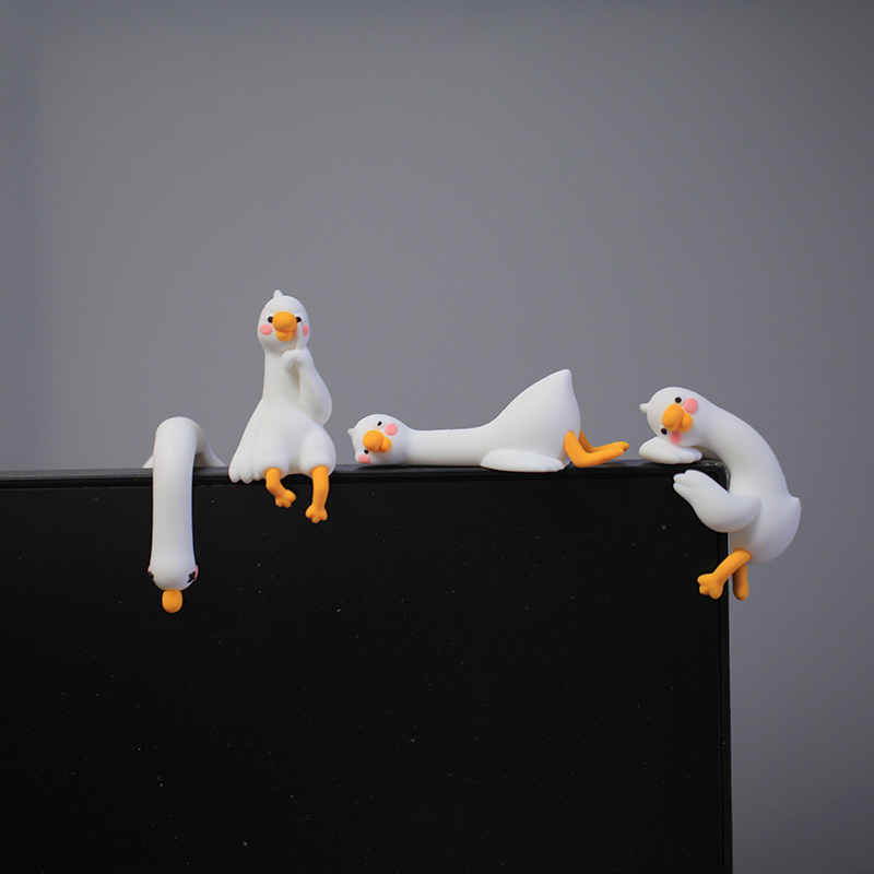 可爱小鸭子公仔女生桌面小摆件电脑显示器汽车载屏幕趴趴装饰品,淘宝优惠券,粉丝福利购,淘宝优惠卷