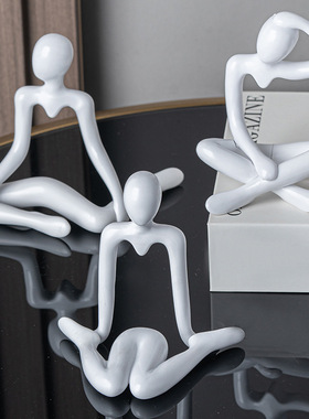 家居摆件质感高级客厅书房办公区桌面艺术装饰品简约抽象人物动作