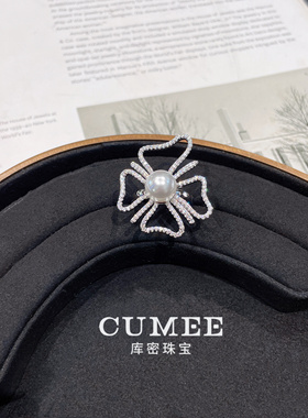 时尚轻奢款 线条花束设计圆润白色贝珠女戒指.银镀金