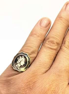 香港女王款硬币戒指镂空个性时尚