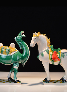 精品唐三彩博物馆文创对马驼礼品