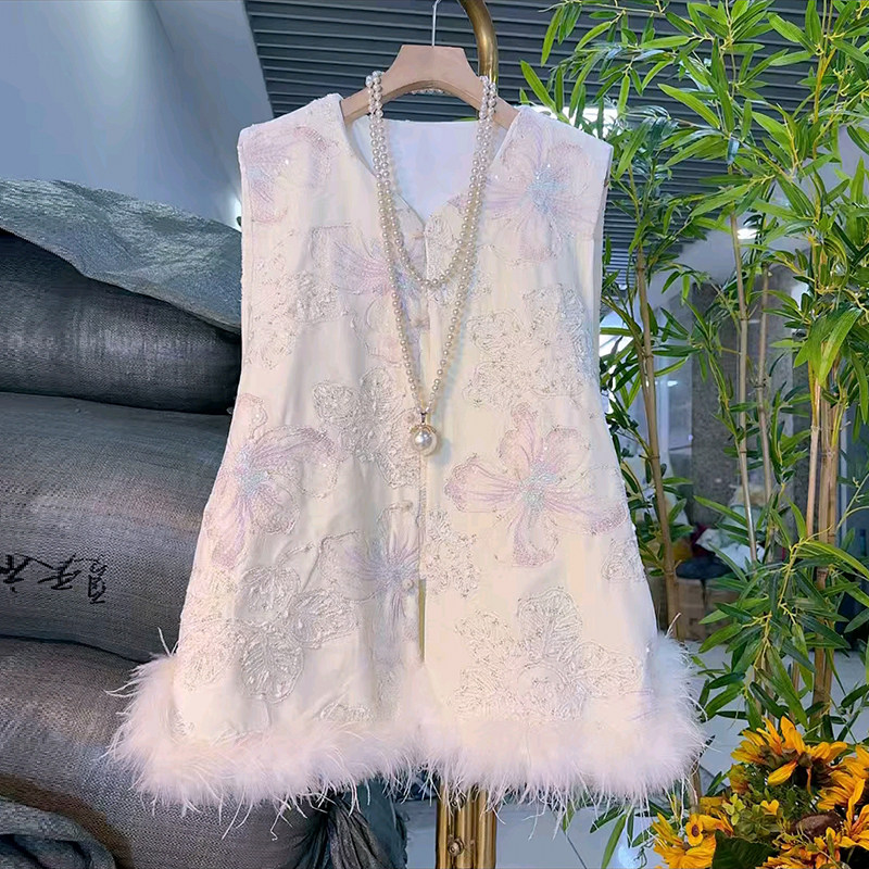 2025早秋减龄新款大码女装胖MM新中式国风刺绣马甲搭配醋酸蕾丝衫,淘宝优惠券,粉丝福利购,淘宝优惠卷