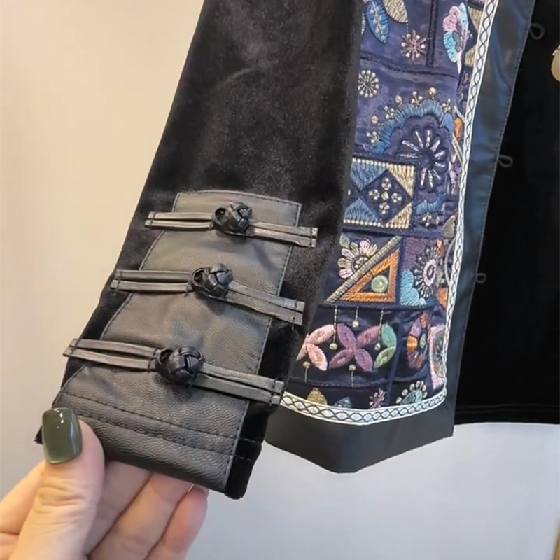 2025早秋减龄新款大码女装胖MM新中式盘扣重工刺绣绣花马甲打底衫 - 图1