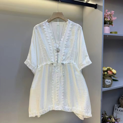 2025夏季减龄新款大码女装胖MM时尚气质洋气蝙蝠袖松紧腰遮肉大衫 - 图2