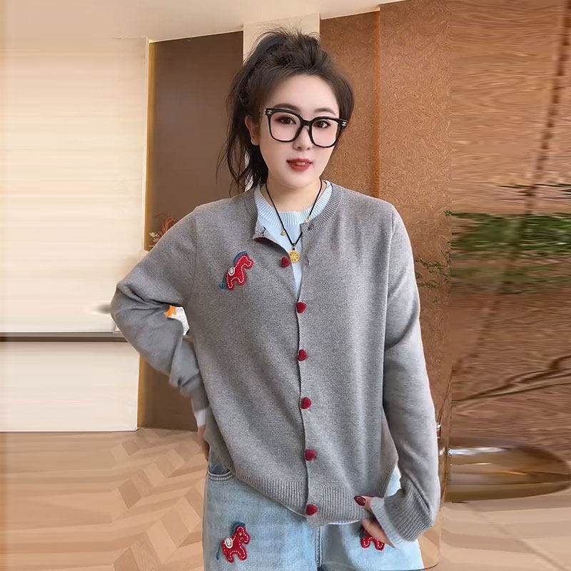 2026春季新款韩版时尚假两件小马毛衣大码女装新年小马休闲牛仔裤,淘宝优惠券,粉丝福利购,淘宝优惠卷