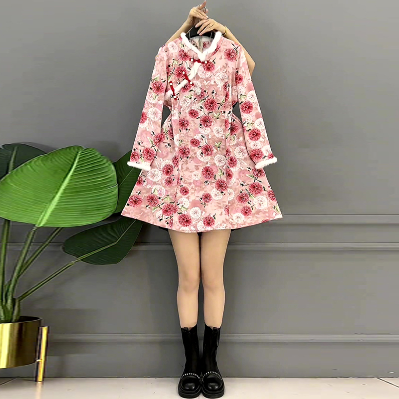 胖妹妹2022秋冬新款大码女装国风旗袍裙高端显瘦加绒连衣裙国潮 - 图3