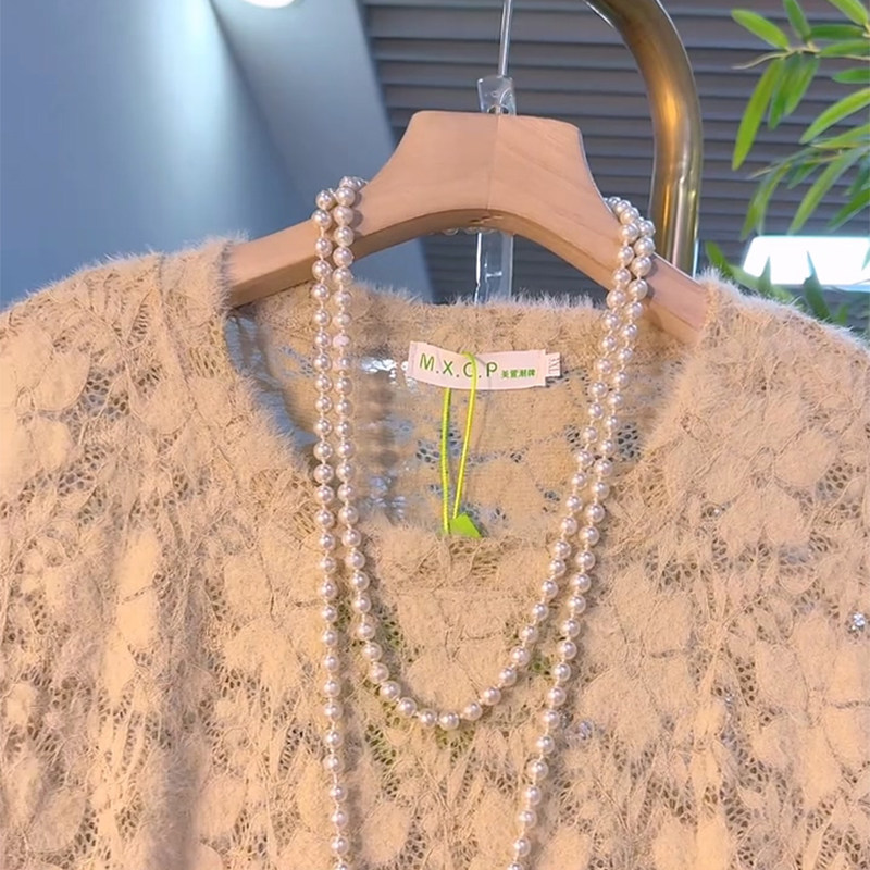 2025早秋减龄新款大码女装胖MM时尚气质宽松镂空设计感长款蕾丝衫,淘宝优惠券,粉丝福利购,淘宝优惠卷