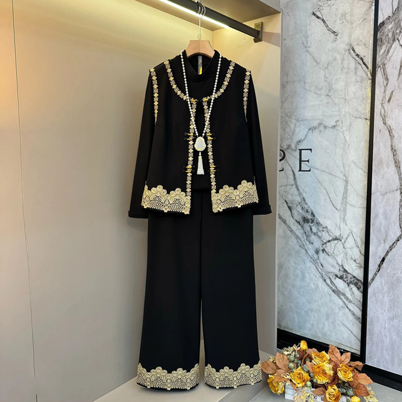 胖妹妹2026春季新款大码女装复古刺绣设计感内搭马甲裤子时髦套装,淘宝优惠券,粉丝福利购,淘宝优惠卷