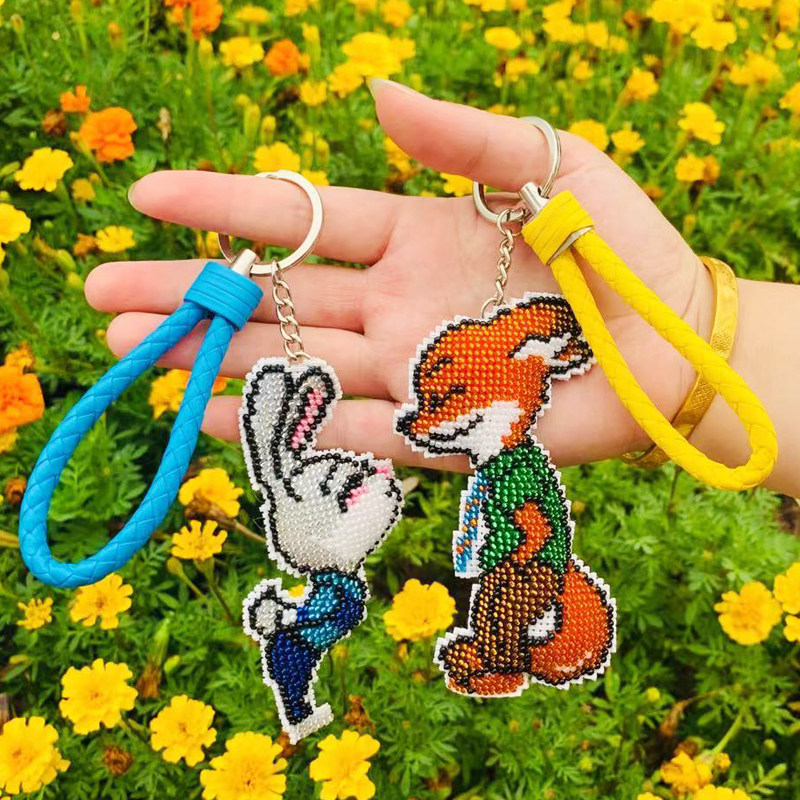 印花十字绣珠绣情侣钥匙扣挂件疯狂动物城狐狸尼克兔子朱迪有成品,淘宝优惠券,粉丝福利购,淘宝优惠卷