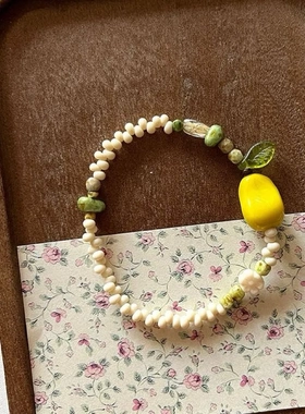 梨汁~小梨子串珠叠戴手链2025新款气质个性设计小众清新简约手链