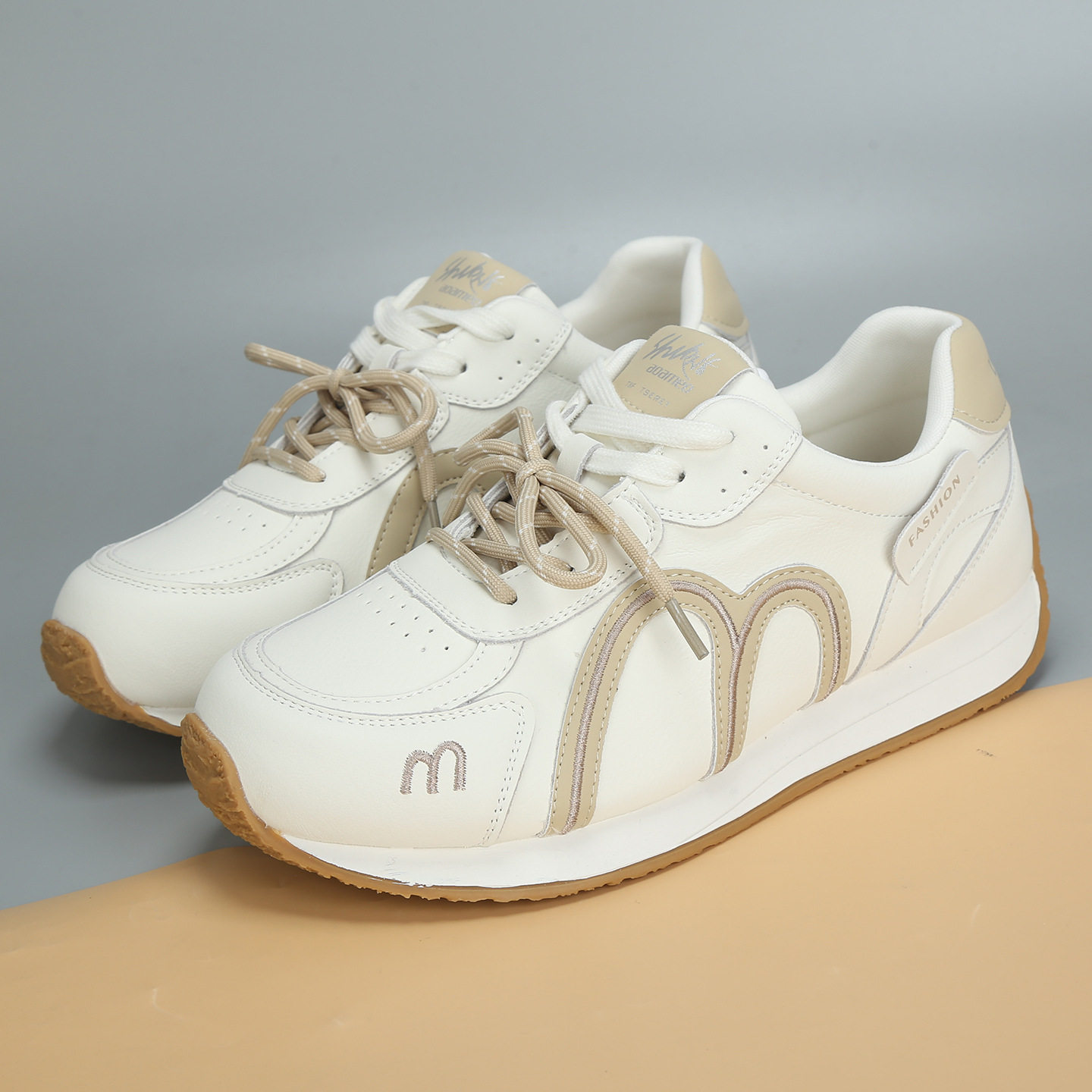 2026春季新款大码女鞋41到43时尚运动休闲阿甘鞋舒适百搭大号单鞋,淘宝优惠券,粉丝福利购,淘宝优惠卷