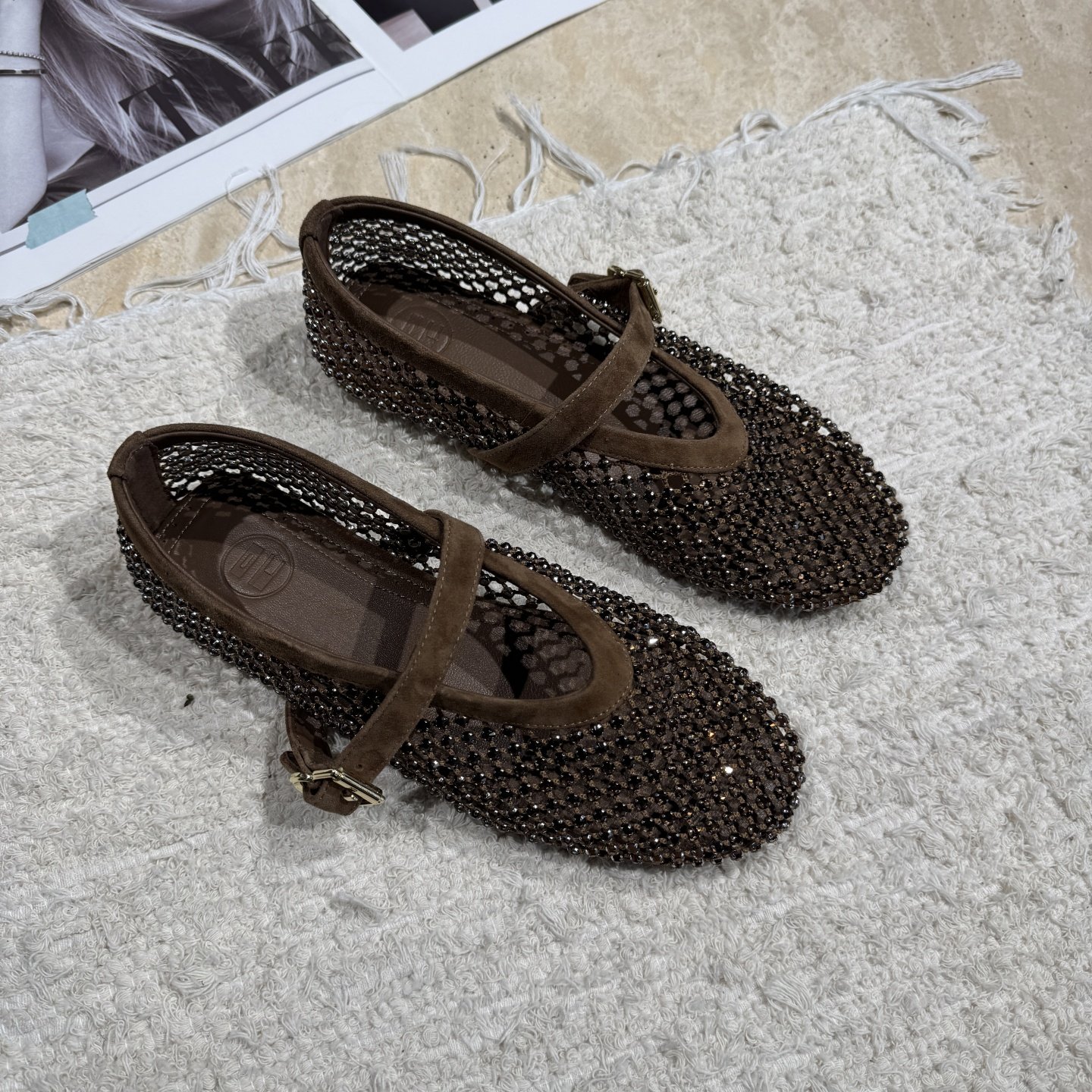 2026春季新款欧货欧洲站水钻镂空网面玛丽珍鞋女平底一字扣渔网鞋,淘宝优惠券,粉丝福利购,淘宝优惠卷