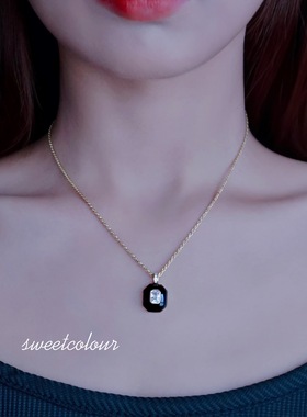 简约百搭黑色项链礼物