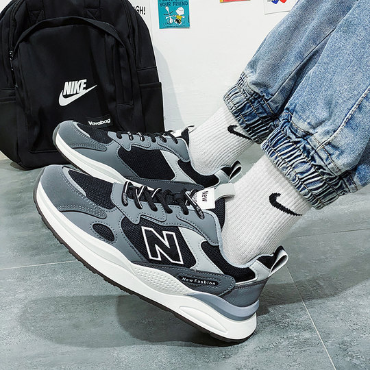 鞋子男鞋秋季2025新款男款网面休闲运动鞋初中生百搭莆田跑步鞋潮