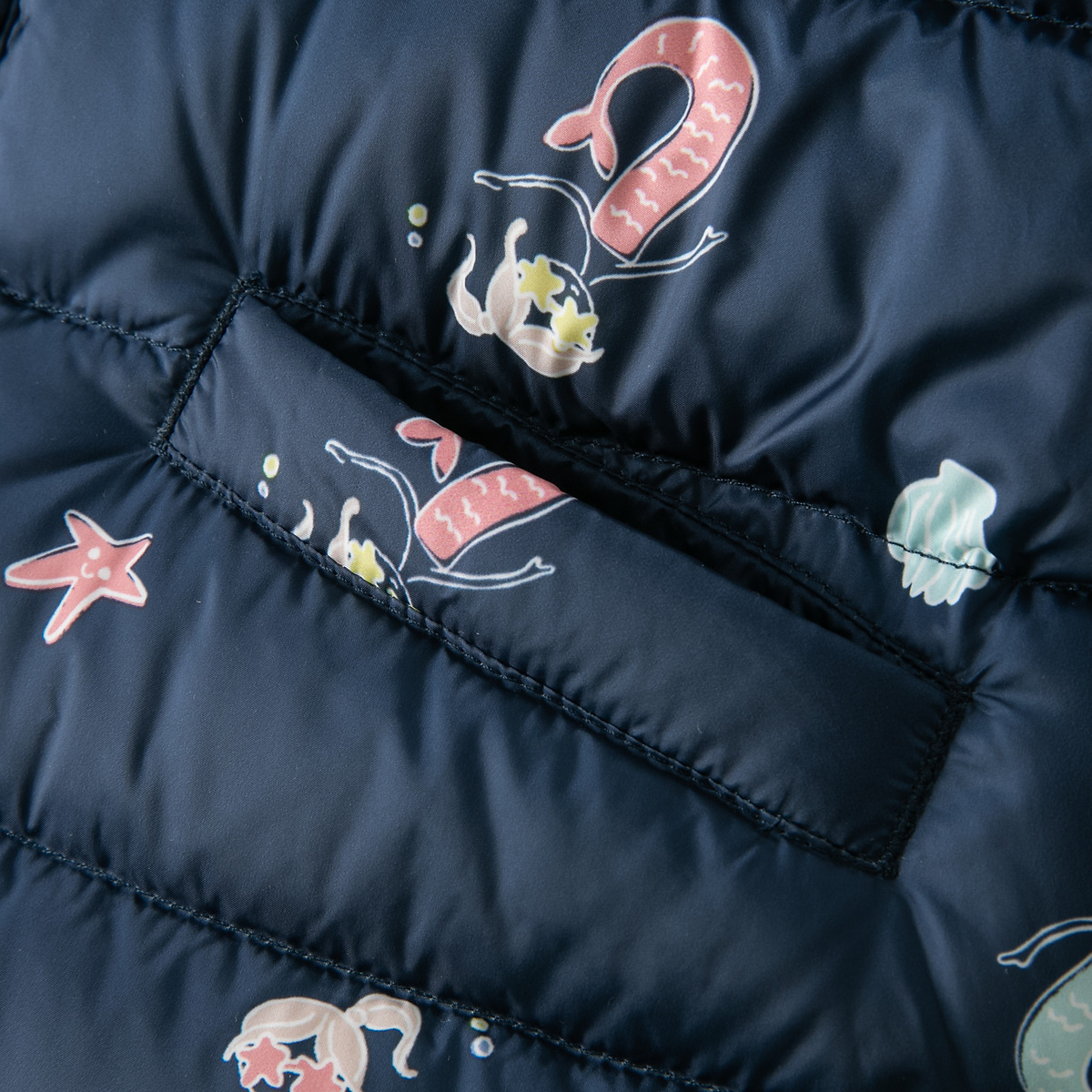 戴维贝拉女童羽绒服2025冬装新款儿童小童宝宝白鸭绒加厚连帽外套