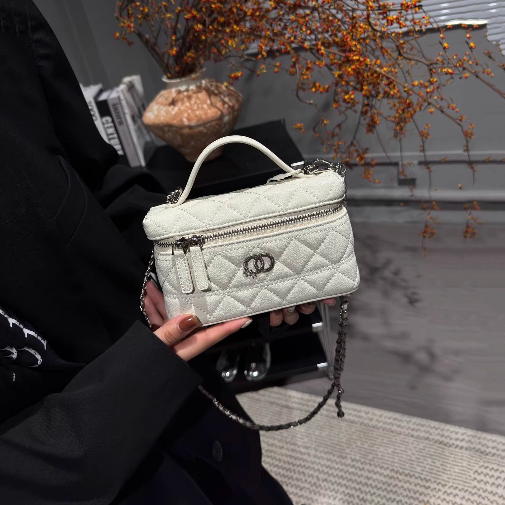 小香风鱼子酱链条包女2026新款真皮手提饭盒包超火精致斜挎小方包,淘宝优惠券,粉丝福利购,淘宝优惠卷