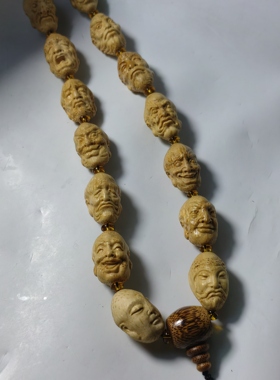 精品精工打磨竹根雕刻十八罗汉