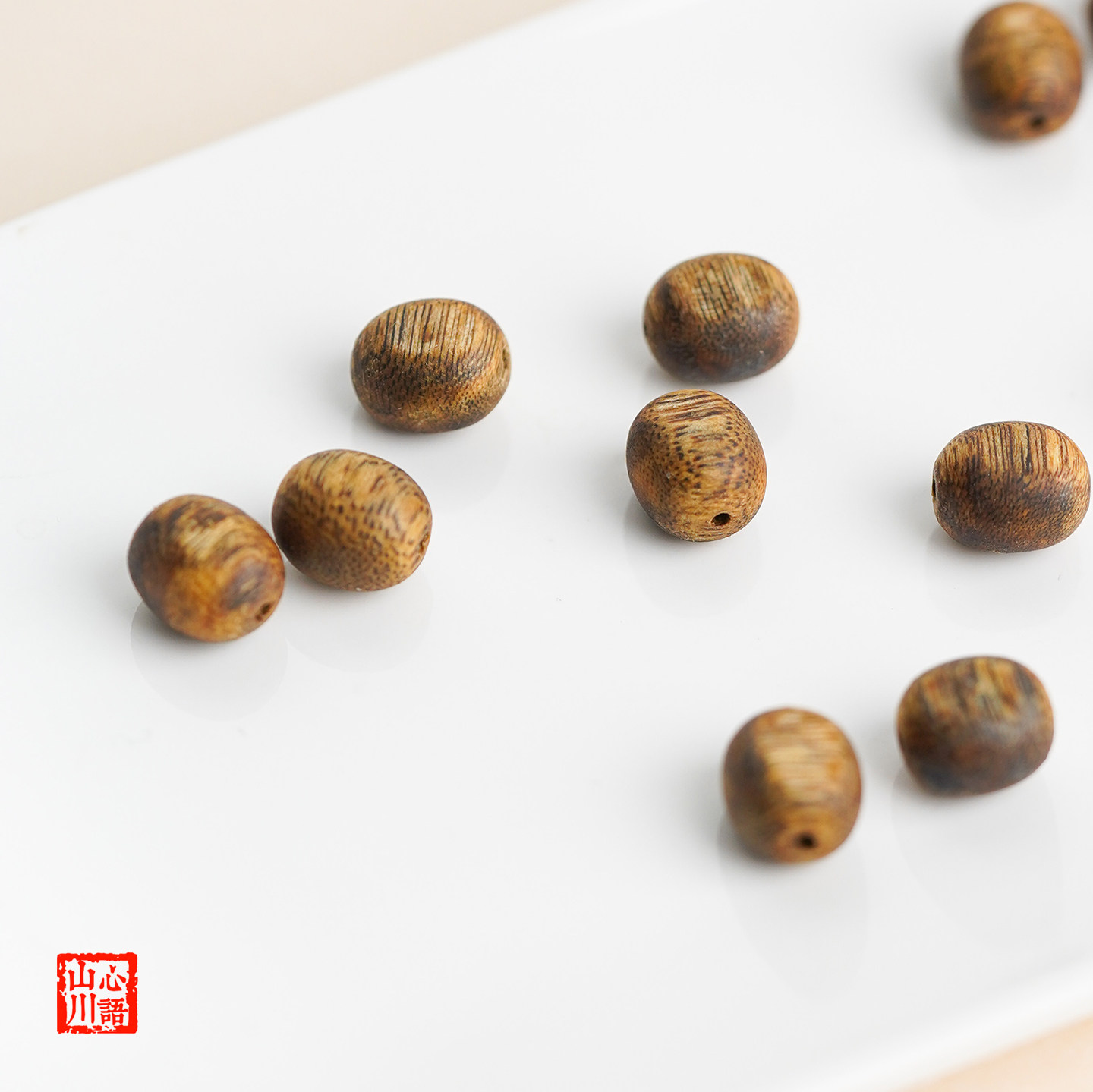 沉香单珠散珠子椭圆形珠奇楠老料奇楠文玩手串配饰diy材料檀木头,淘宝优惠券,粉丝福利购,淘宝优惠卷