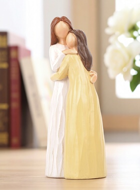 温馨家居装饰桌面摆件母亲与女儿