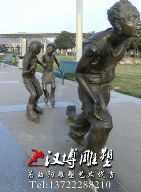 玻璃钢小男孩公园景观人物雕塑