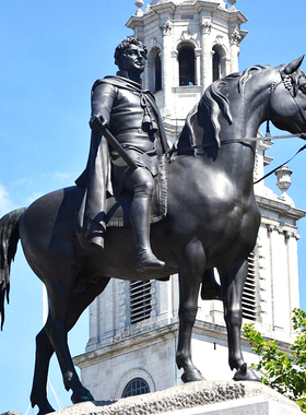 玻璃钢铸铜西方骑马人物雕塑