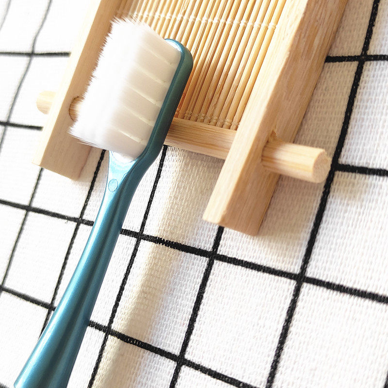 小博士软毛 旅行装牙刷 创新方孔超柔刷丝约万根刷毛独立硬塑包装,淘宝优惠券,粉丝福利购,淘宝优惠卷