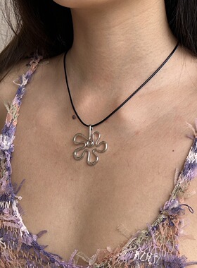 BKP曼谷公园「舞花」波西米亚异形花朵黑绳项链百搭民族风夏日女