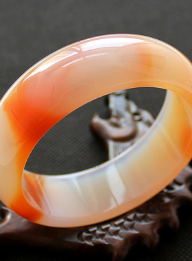 天然巴西玛瑙A货俏色玉髓手镯