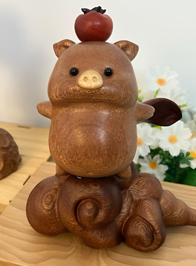 云上飞天小猪实木潮玩摆件家居桌面创意手工治愈可爱男女朋友礼物