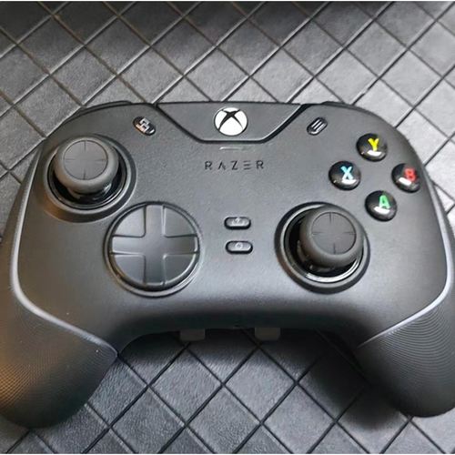 Razer雷蛇幻影战狼V2RGB幻彩版PC电脑电视游戏适用于XBOX黑色手柄 - 图3