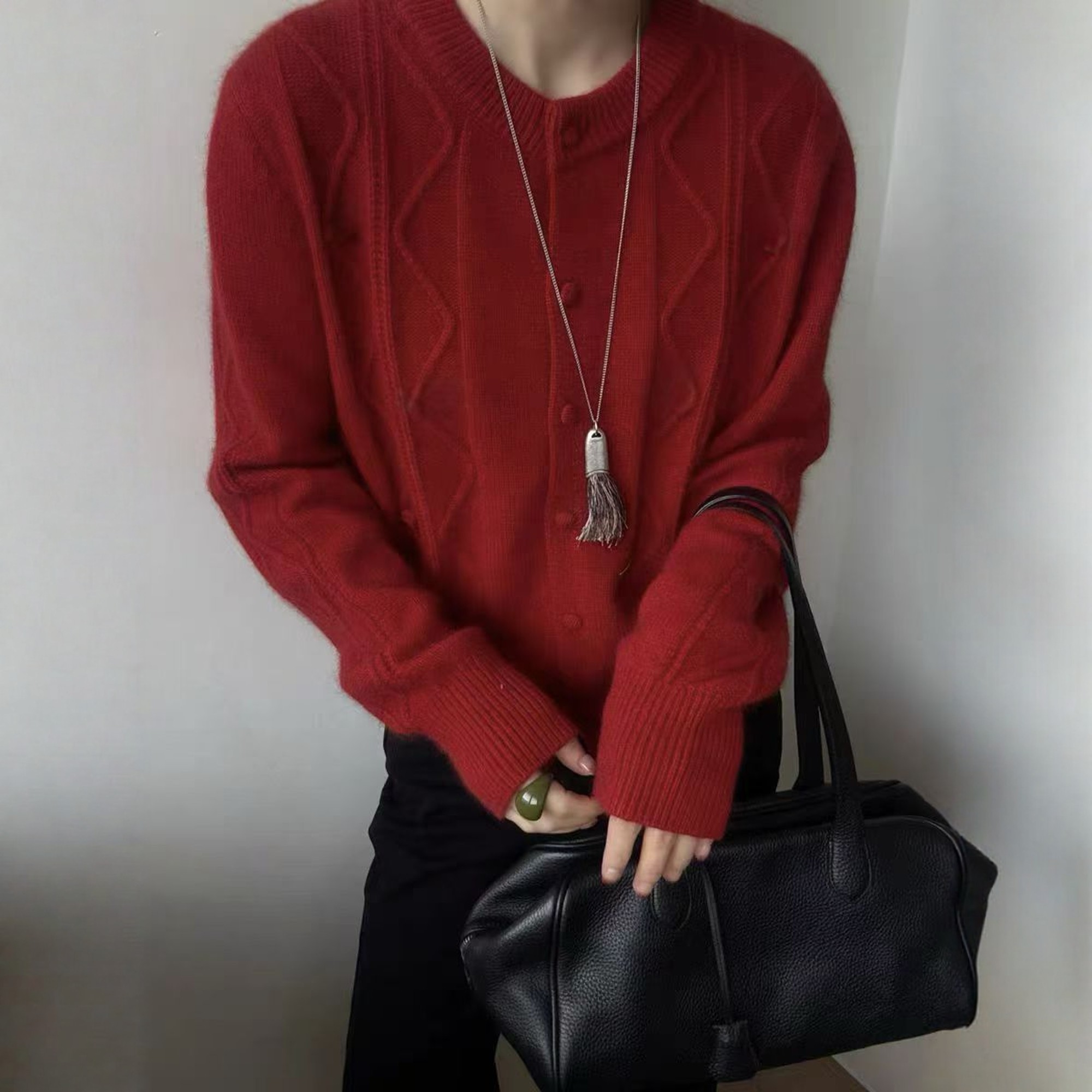 2025秋冬新款韩版宽松圆领单排扣浣熊羊毛针织开衫女毛衣外套上衣,淘宝优惠券,粉丝福利购,淘宝优惠卷