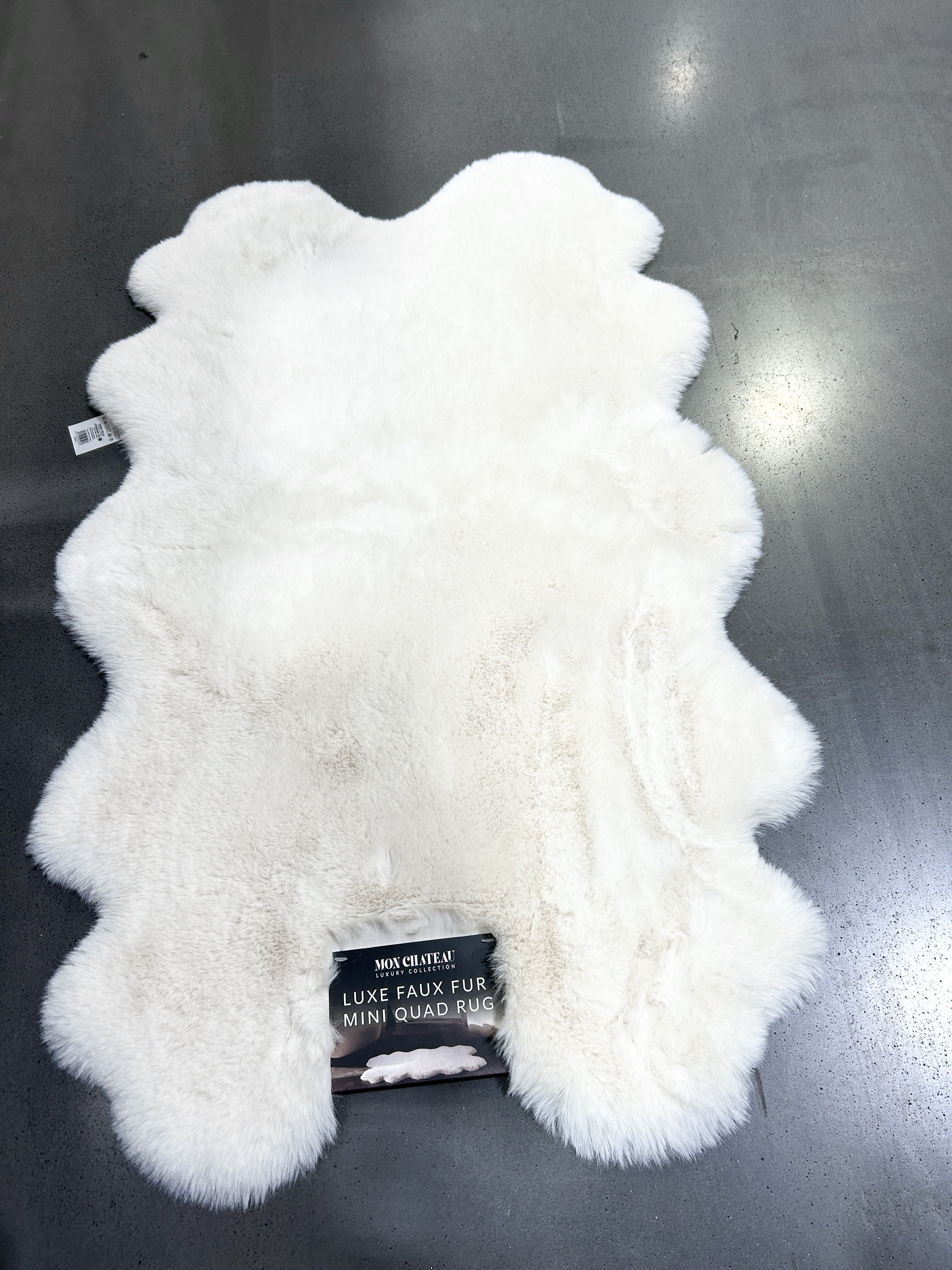 Costco仿兔毛地毯客厅卧室床边毯地垫轻奢人造毛皮地毯60x93cm