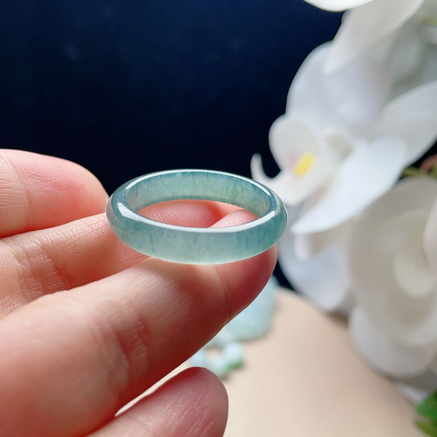 Natural jade ring blue and green floating flowers fresh jade ring