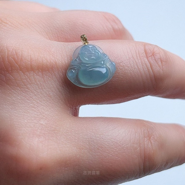 A货翡翠冰种晴水绿小佛吊坠天然老坑迷你弥勒佛挂坠镶嵌18k金扣,淘宝优惠券,粉丝福利购,淘宝优惠卷