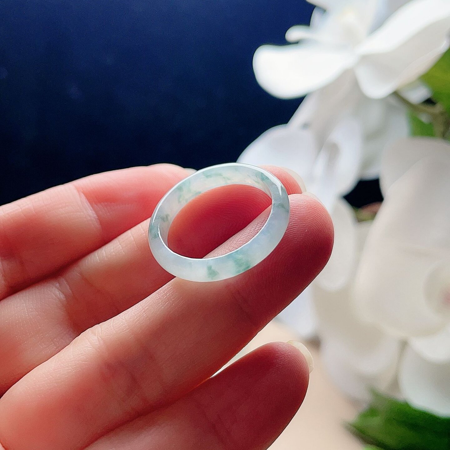 Natural jade ring milky white floating spinach green jade ring