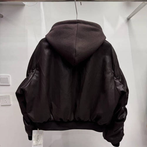 羽绒内胆连帽柔软蛋白皮皮衣女2025秋冬新款休闲风宽松短外套依诺 - 图2