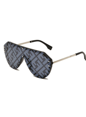 软装恒大北欧轻奢样板房衣帽间装饰品男士西装剃须套装梳妆台摆件