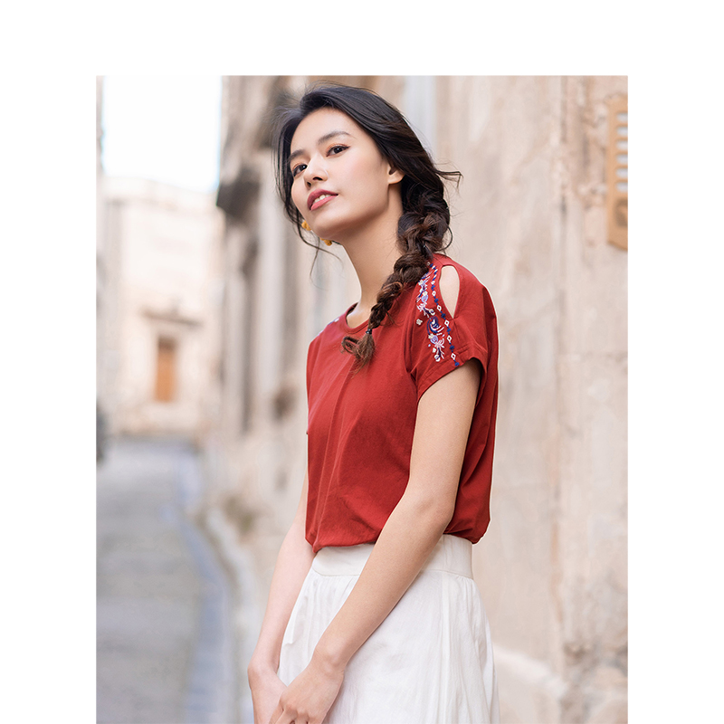 茵曼特价清仓休闲好上衣女2020绣花 茵曼田田极客T恤