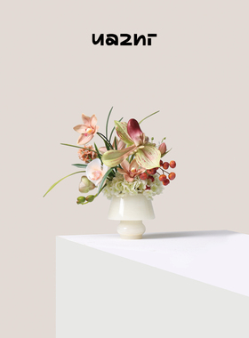花小只现代轻奢玉石小花艺装饰