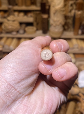 10-140mm厚皮满密细长圆香烟料。一物一链接，远山工实心玉竹手把