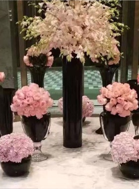 黑白色直筒玻璃餐桌时尚风插花瓶
