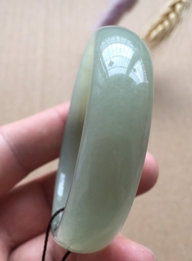 天然证书和田玉手镯