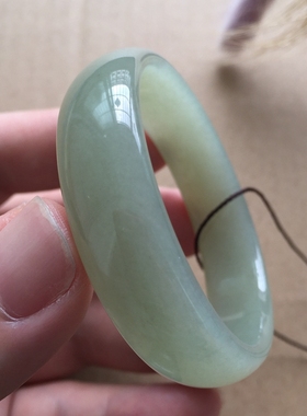 天然证书和田玉手镯