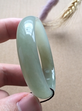 和田玉手镯少女玉镯子白玉款天然青玉QY50玉石正品证书保真疯哥