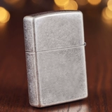 Рука дня отца, чтобы отправить папу подарки для поддержки настройки